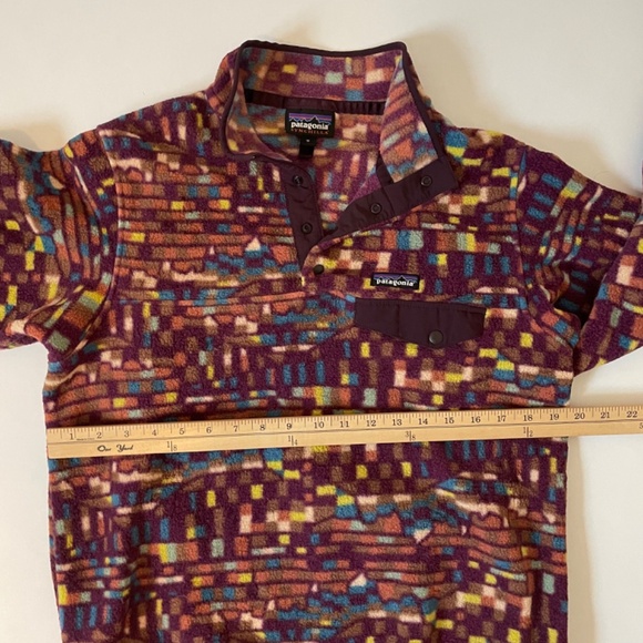 Patagonia Synchilla Pullover Snap Fleece Womens Medium Purple Mountain Patchwork - Picture 7 of 10